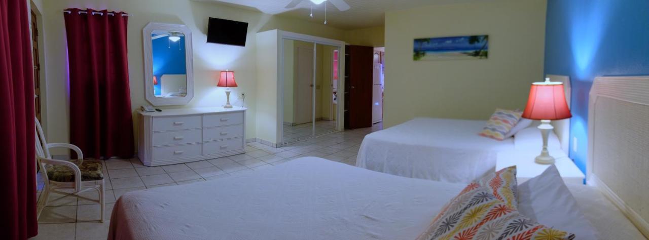 Aruba Quality Apartments & Suites Palm Beach Exterior photo